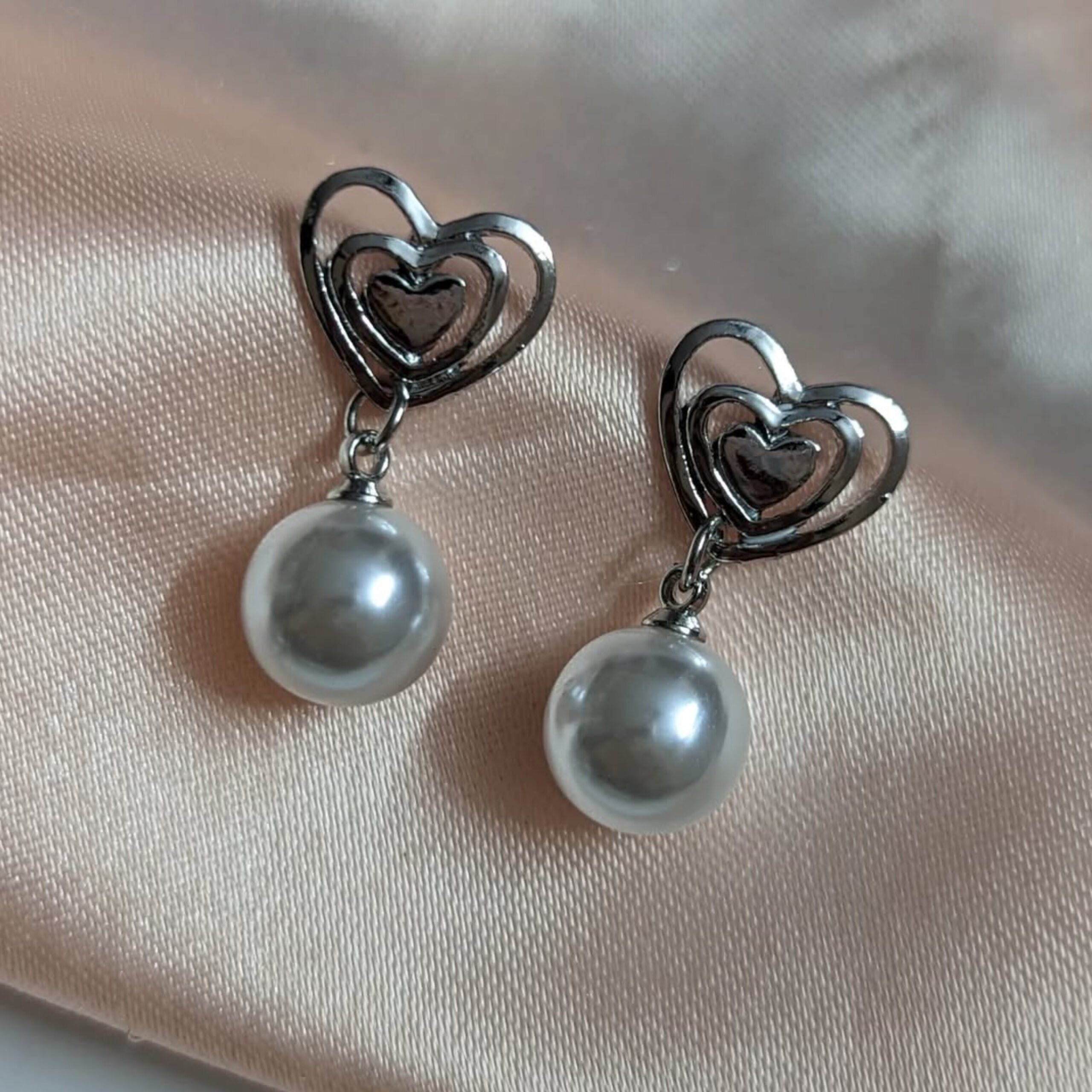 Pearl Drop Earring