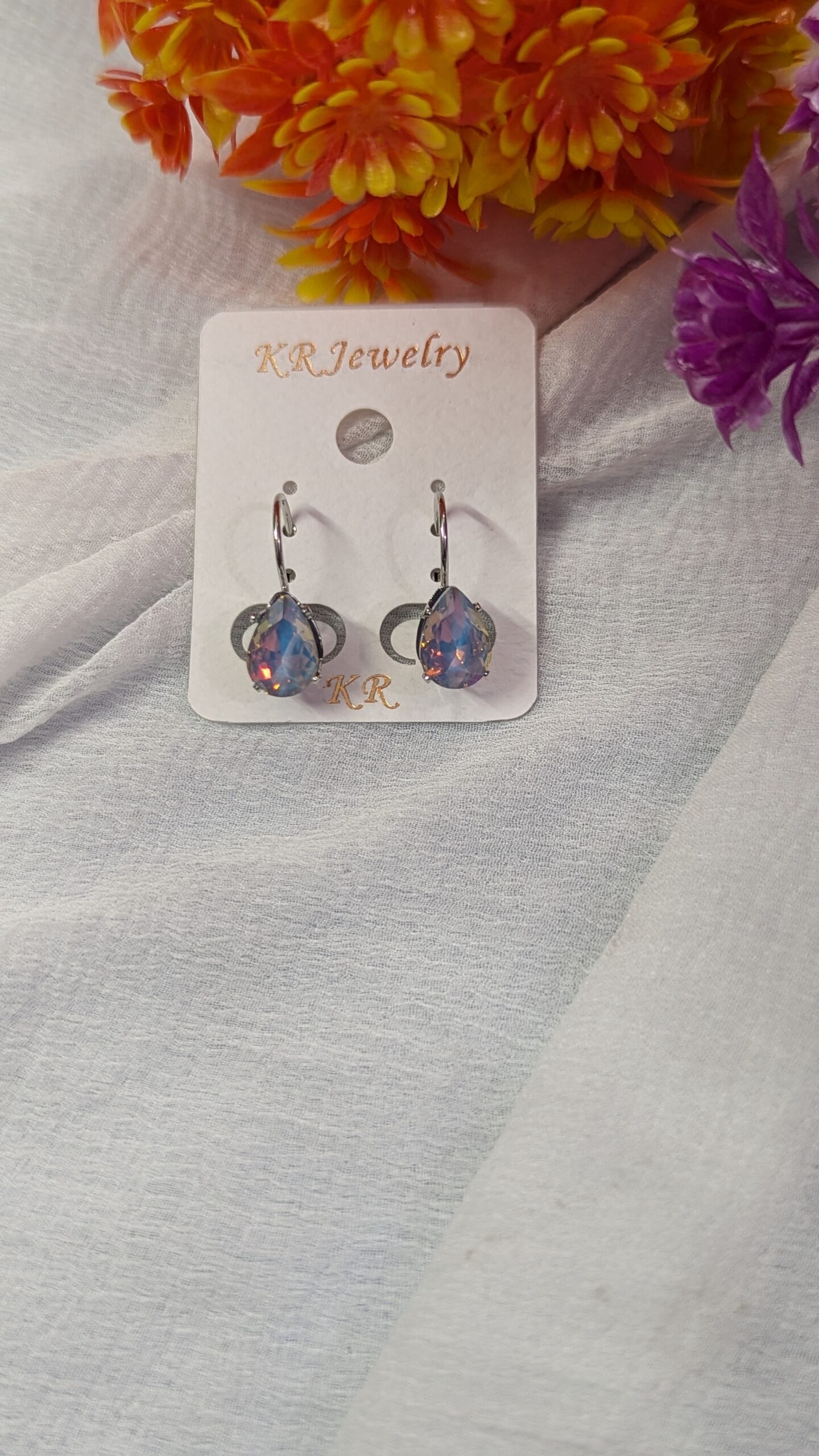Dual Color Leverback Earring