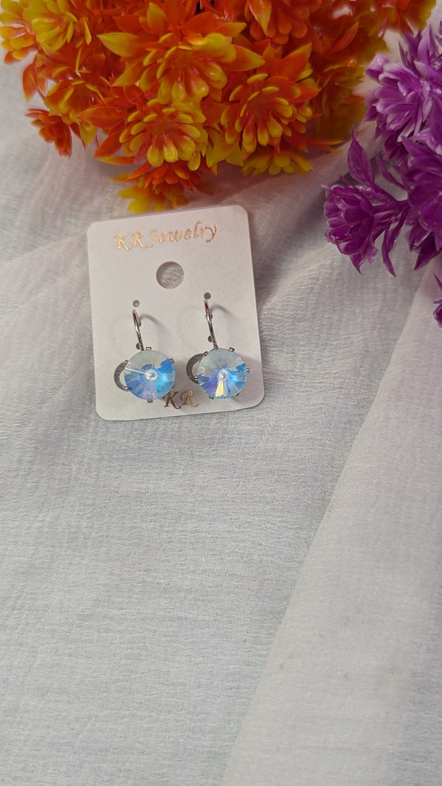 Dual Color Leverback Earring