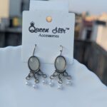 Oxidized stone earring