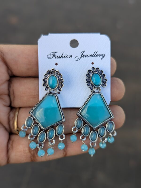 Oxidized Stud Earring
