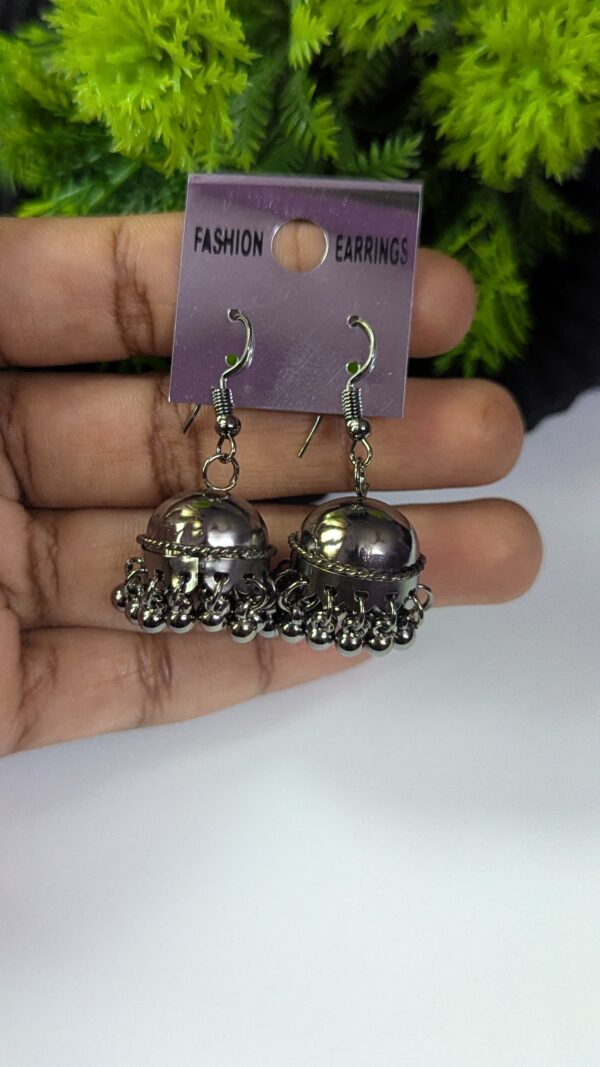 Weightless Jhumka_Black Metal