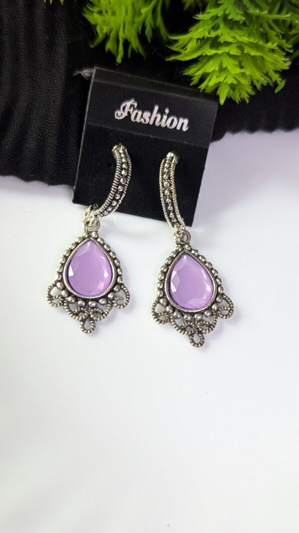 Oxidized Stud Type Earring