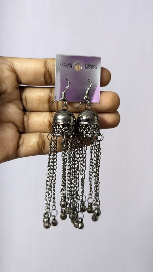 Weightless Earrings