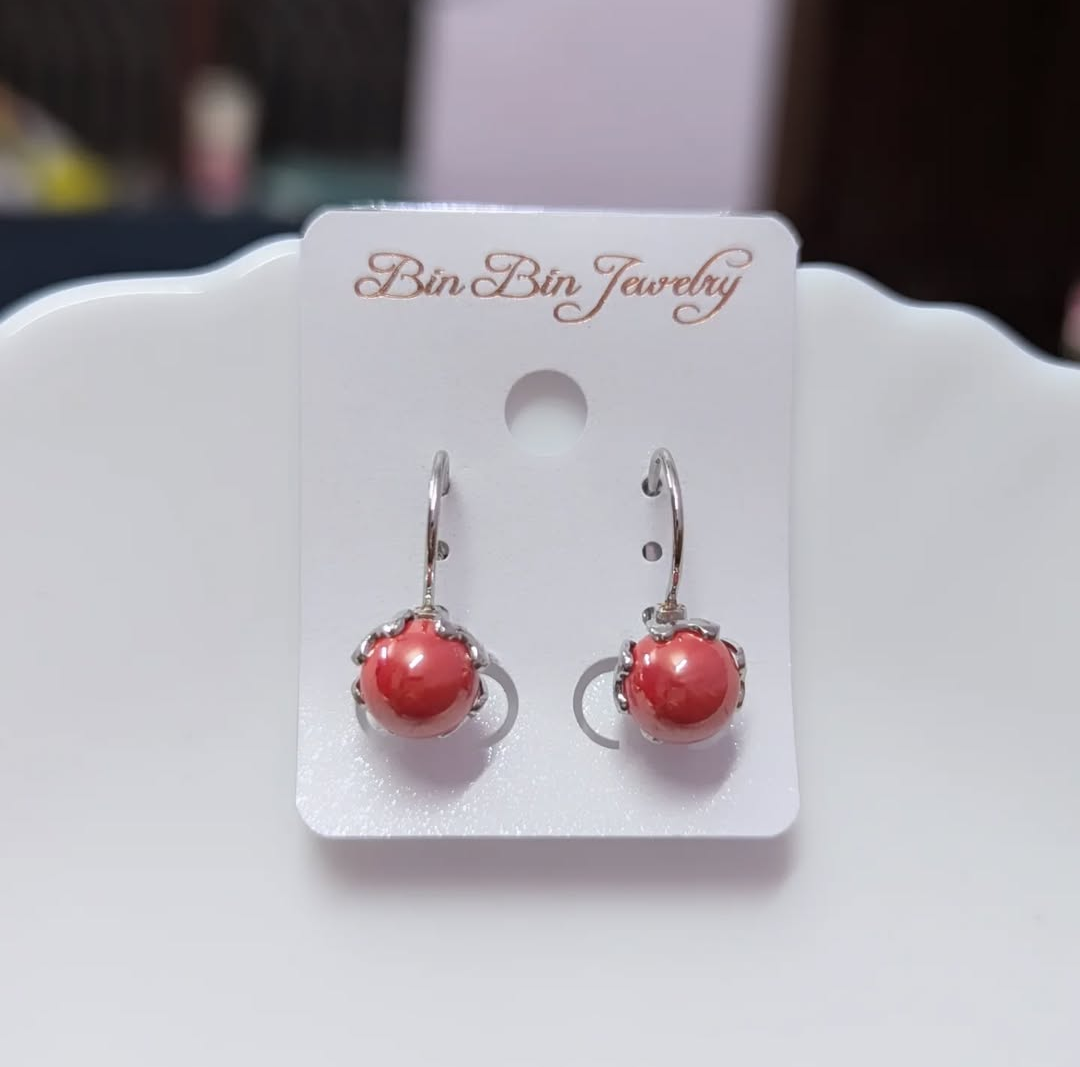 Pearl Leverback Earrings