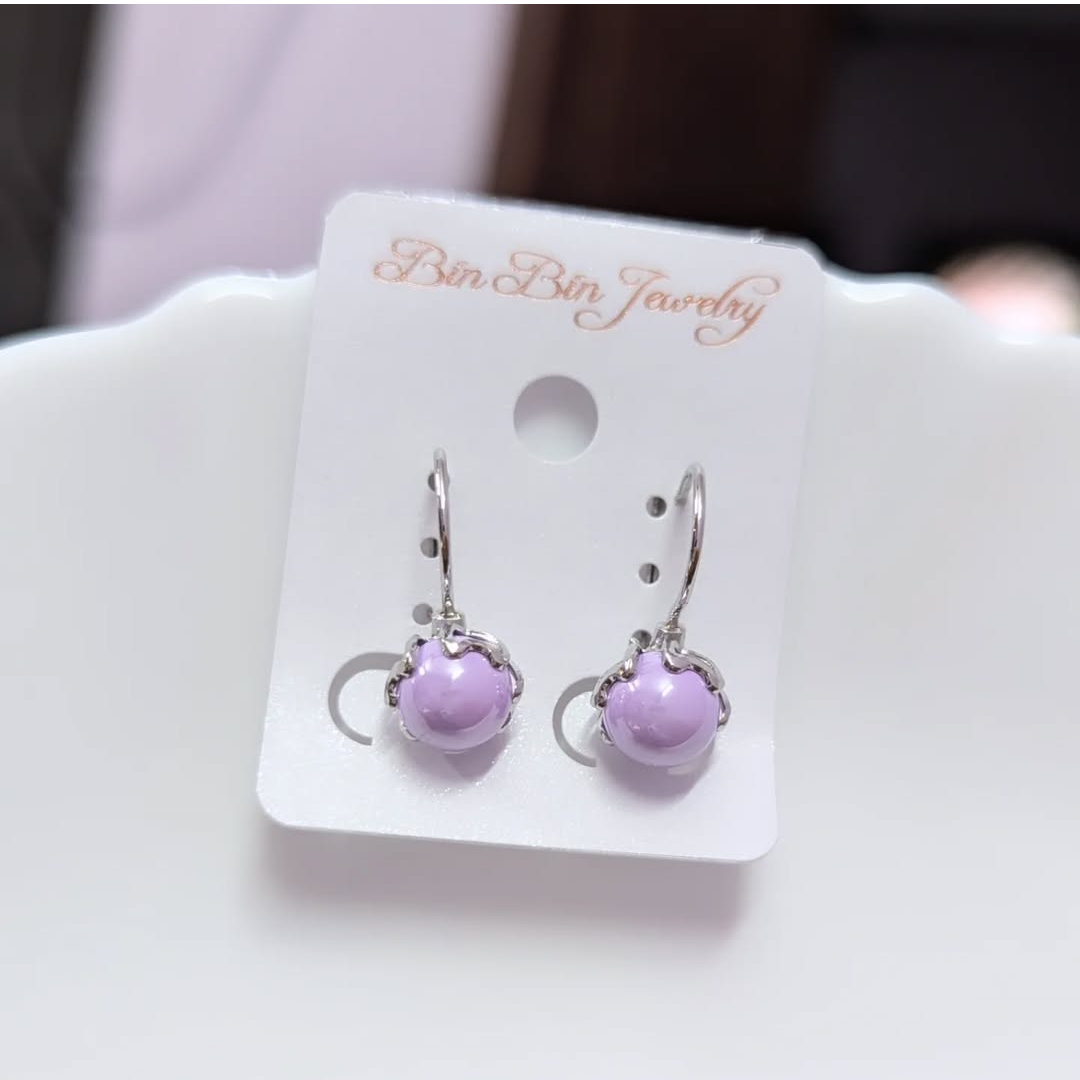 Pearl Leverback Earrings