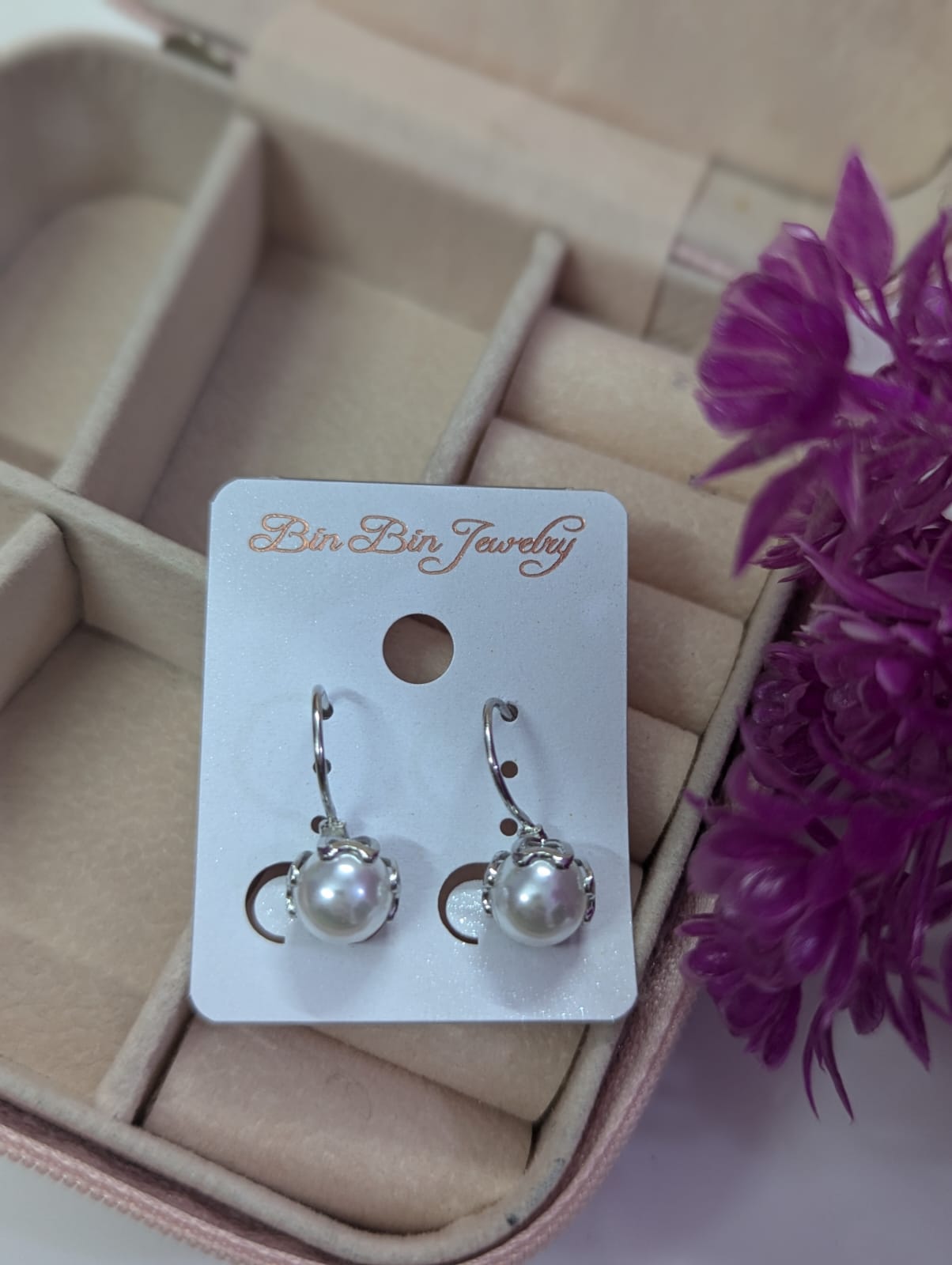 Pearl Leverback Earrings