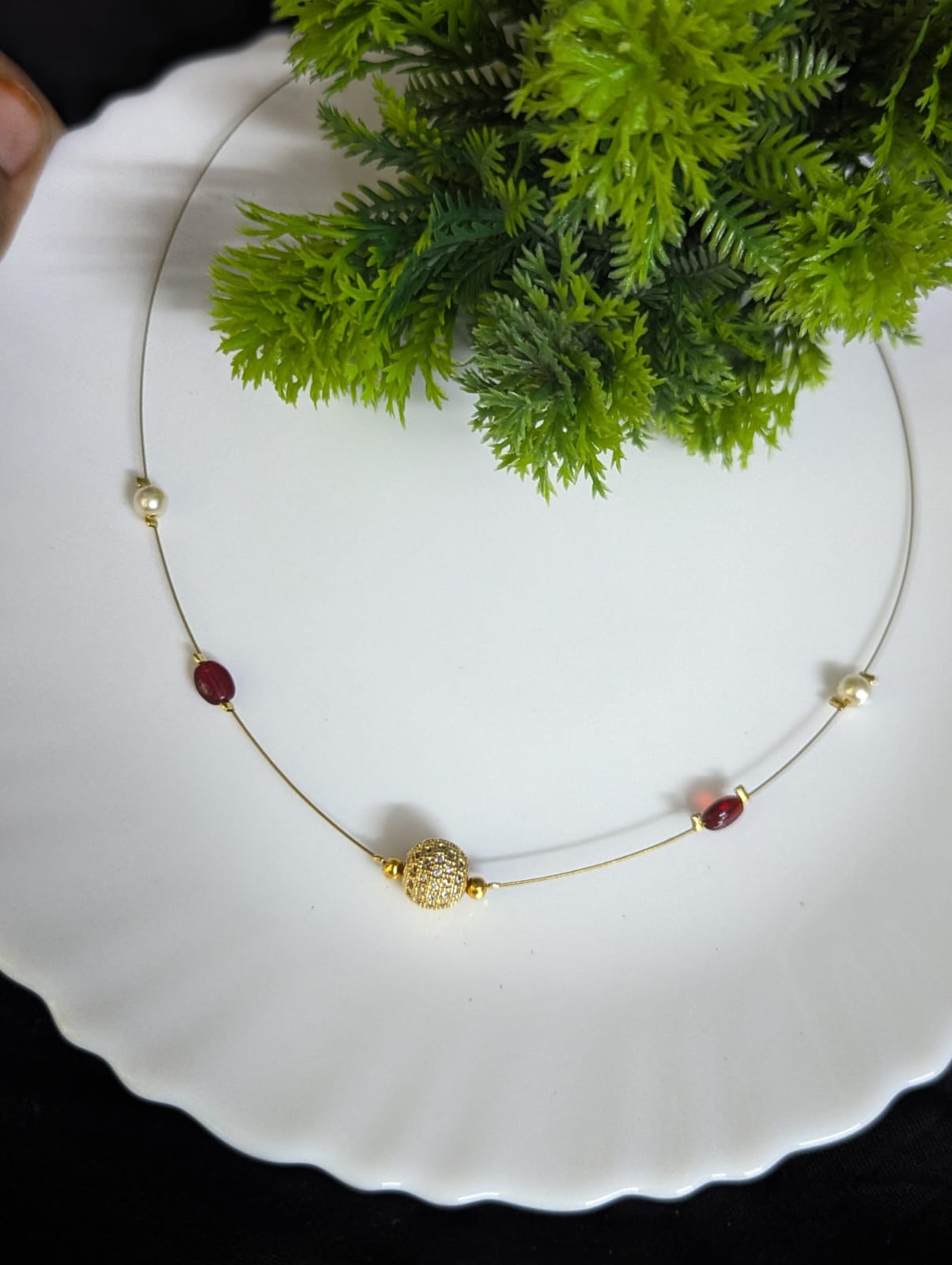Invisible chain – Red