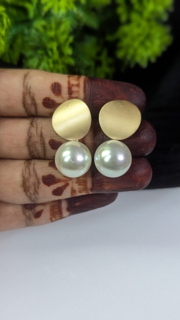 Pearl Drops