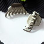 Dual Color Claws_Medium Size