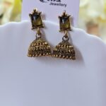 Gold jhumka _ Medium size