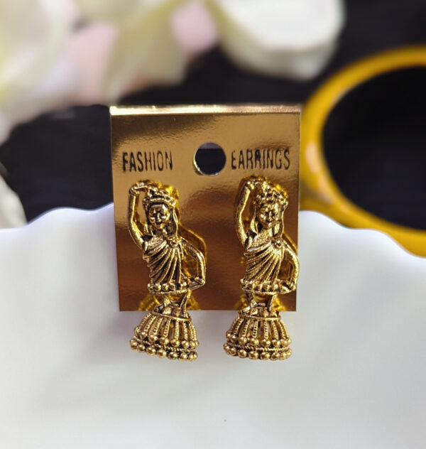 Dancing Girl Jhumka