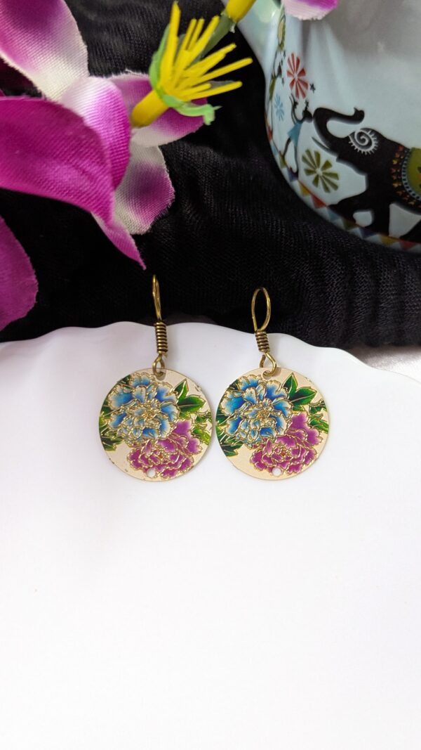 Weightless Hook Earring