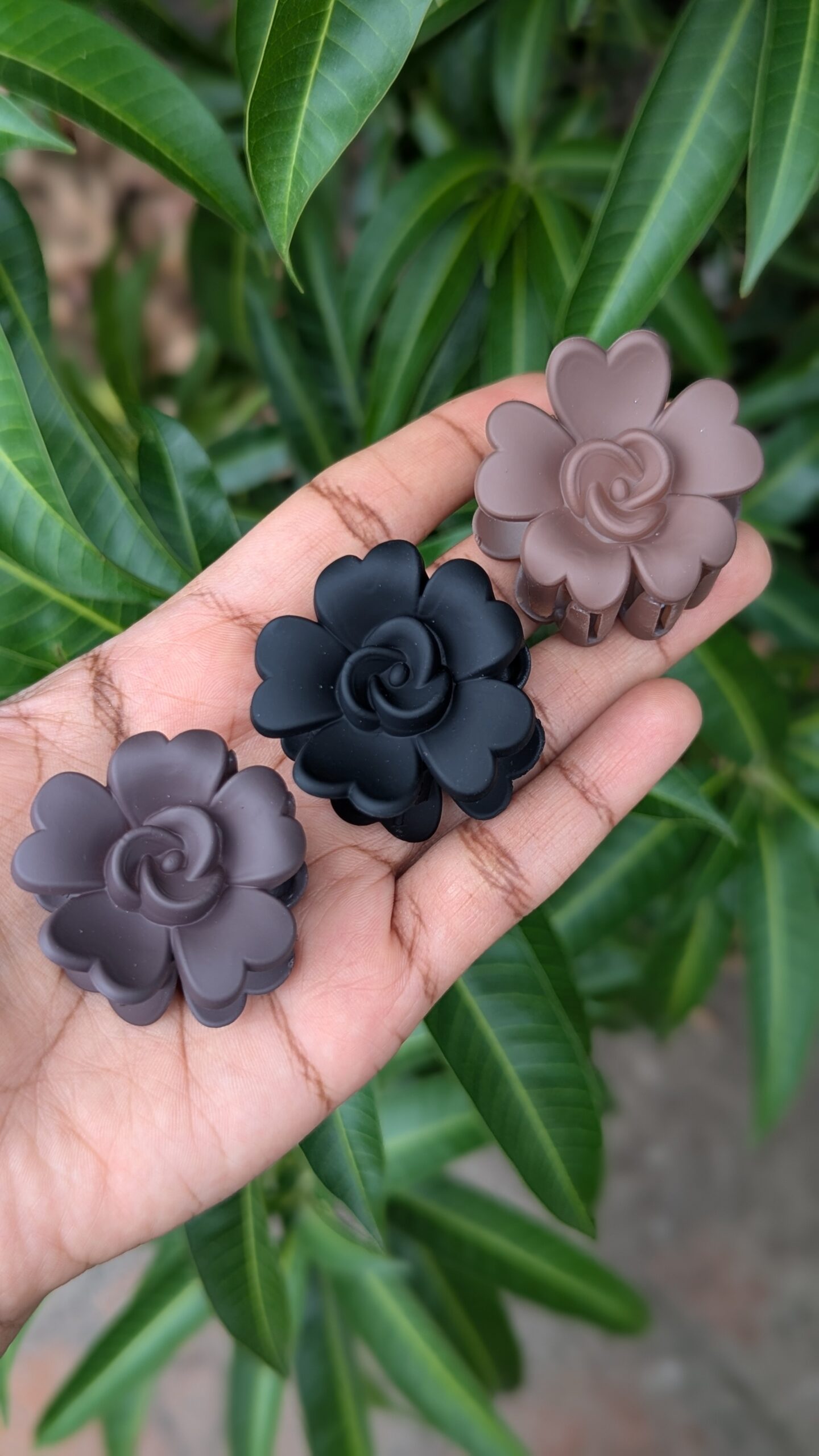 Rose Matte Hair Claws_Medium Size - Image 2