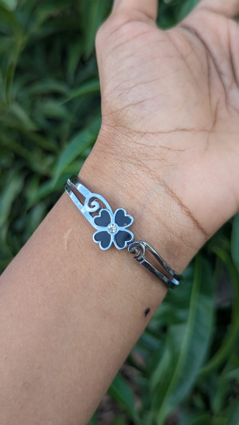 PXL_20250820_111154741.PORTRAIT