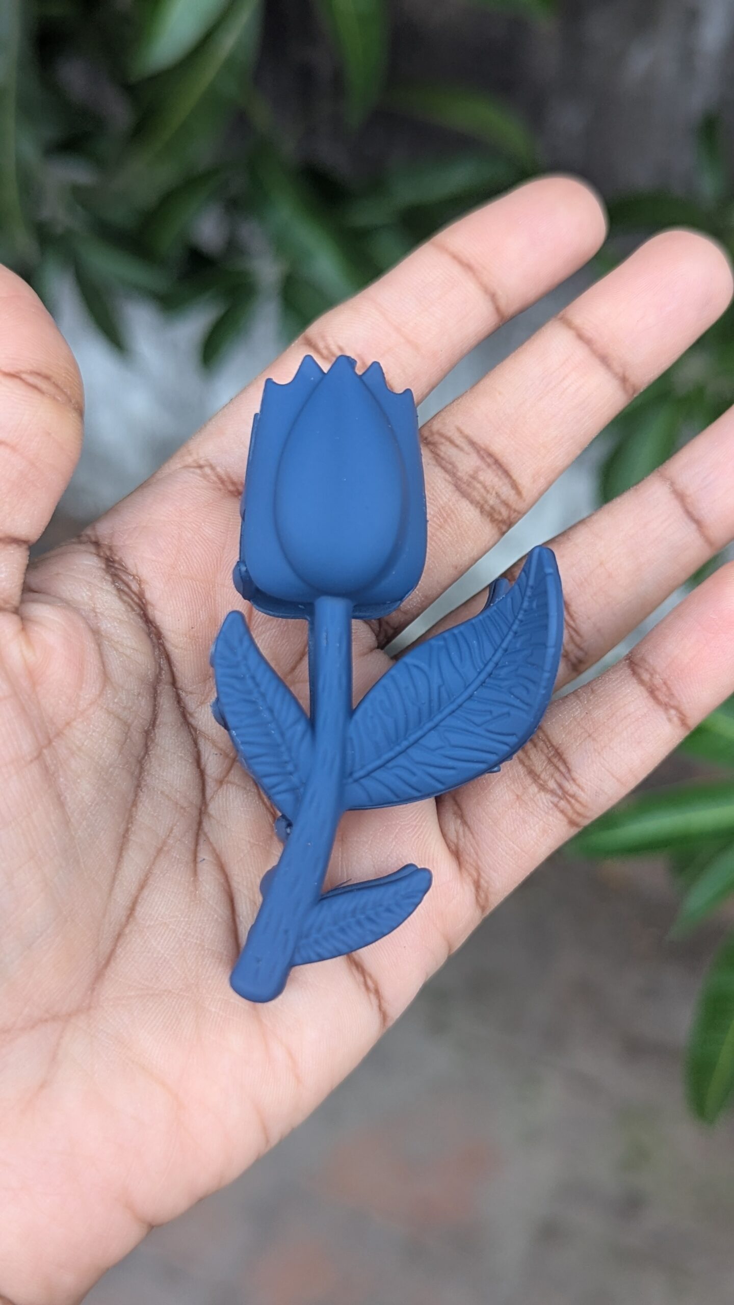 Rose Hair Claws_Medium Size - Image 2