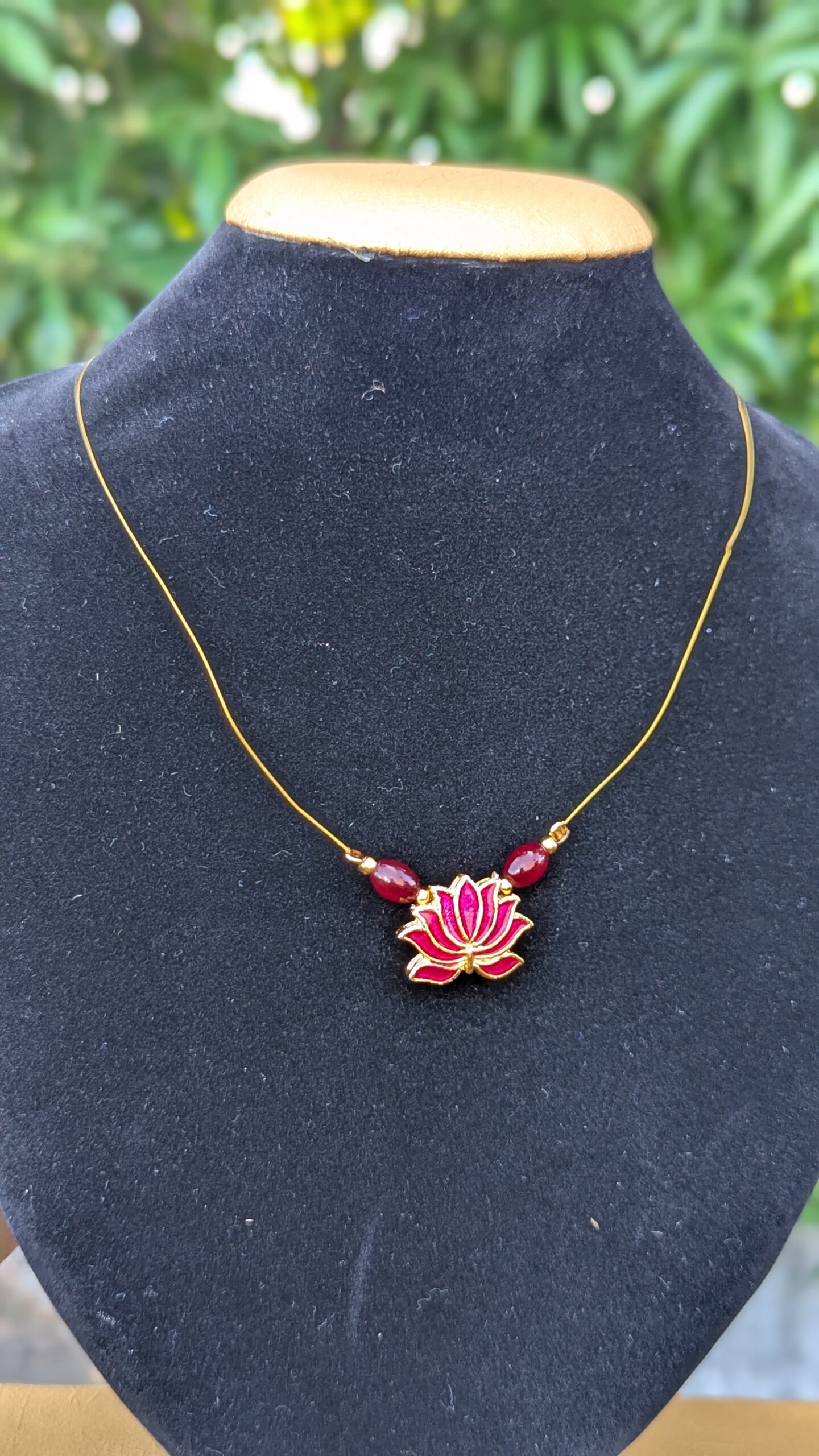 Lotus invisible chain _Magenta