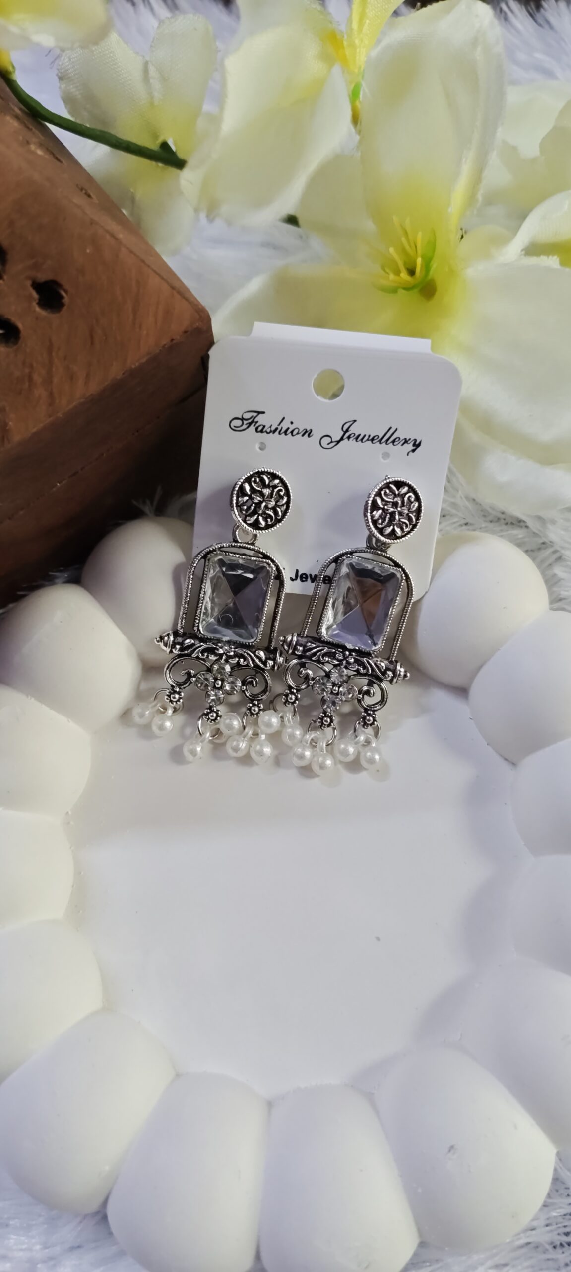 Oxidized Stone Earring